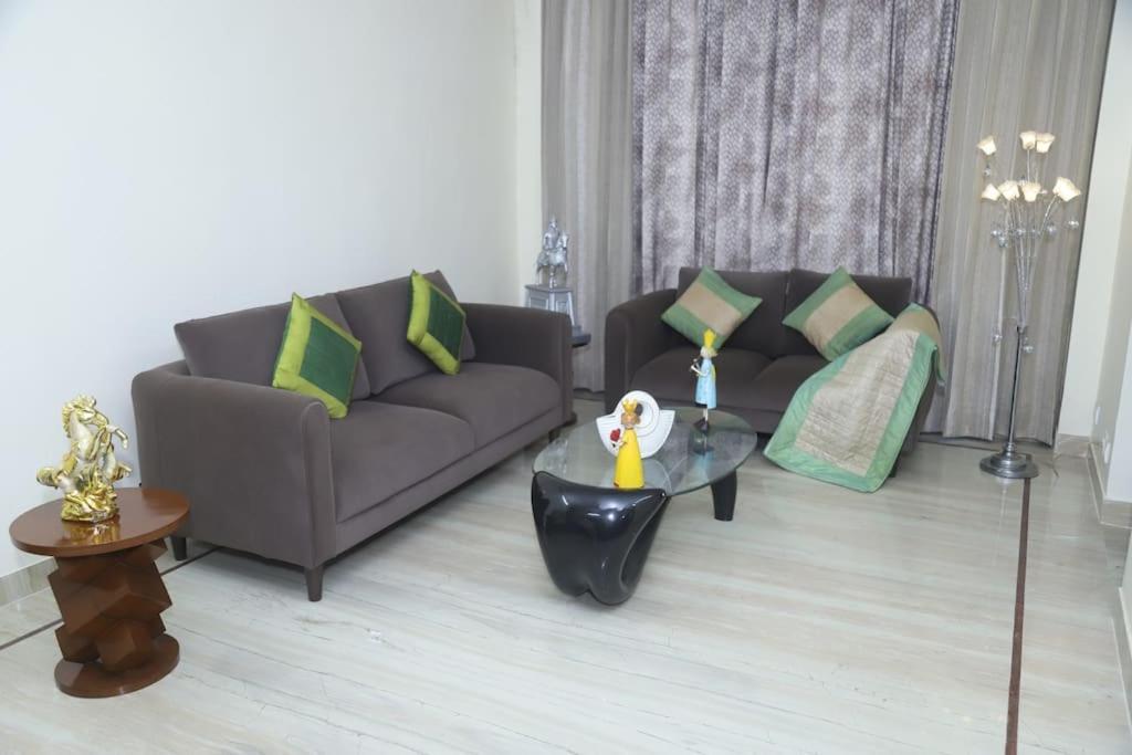 Divine India Service Apartment 3Bhk,B57 Sarita Vihar,Apollo Nueva Delhi Exterior foto