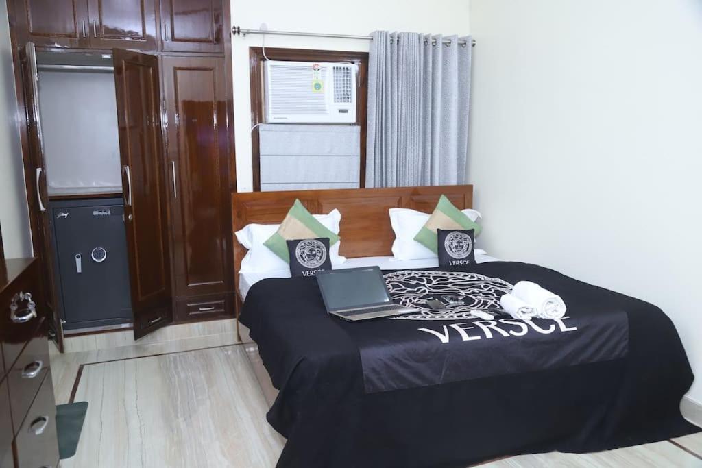 Divine India Service Apartment 3Bhk,B57 Sarita Vihar,Apollo Nueva Delhi Exterior foto