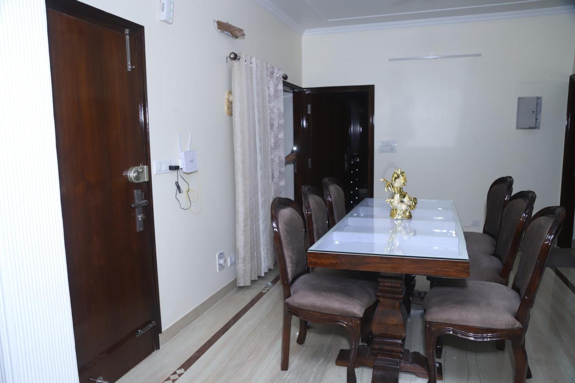 Divine India Service Apartment 3Bhk,B57 Sarita Vihar,Apollo Nueva Delhi Exterior foto